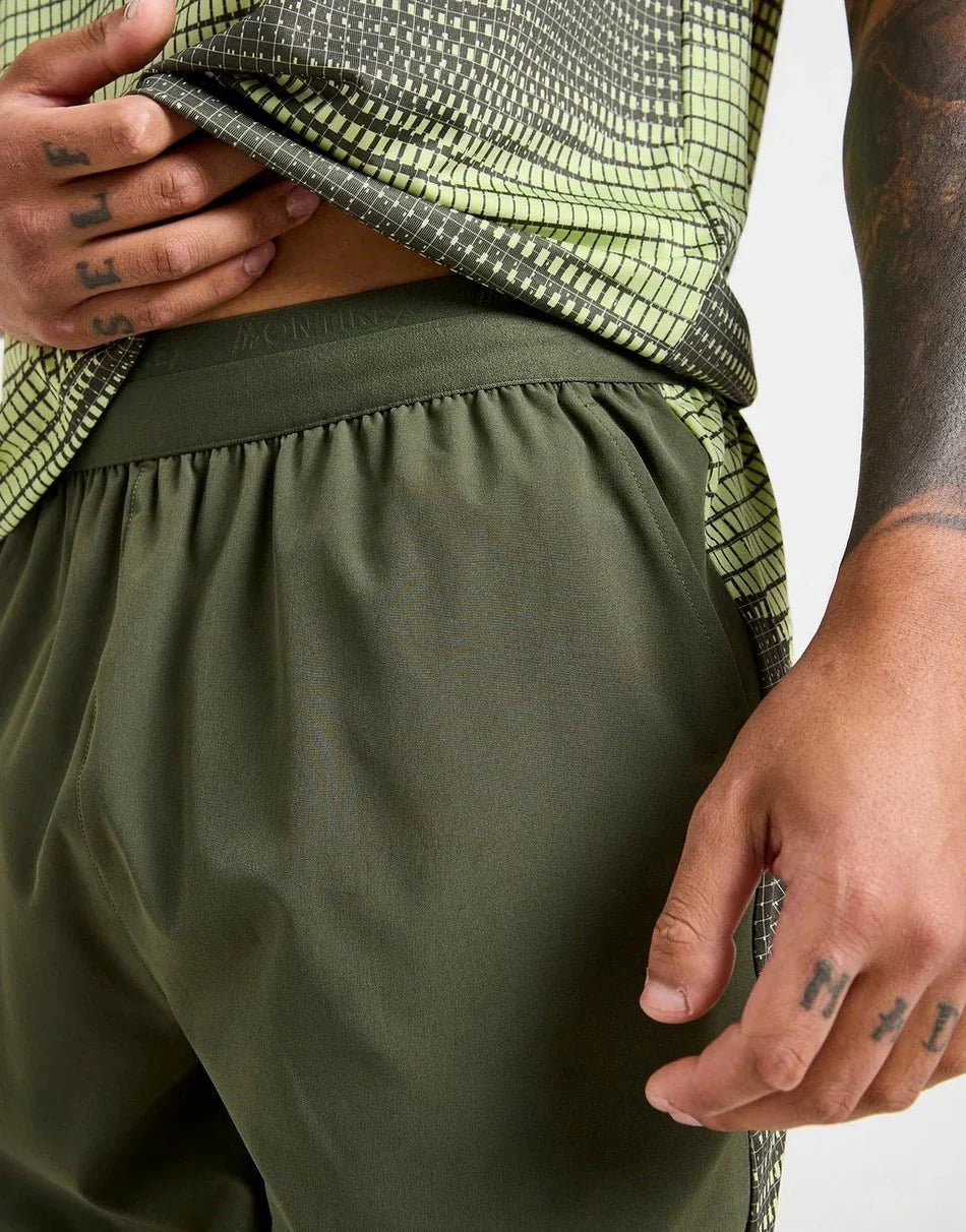MONTIREX Short Peak Print - kleostreetwear