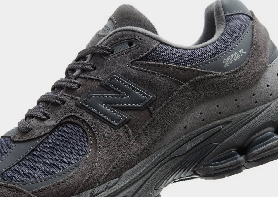 New Balance 2002R - kleostreetwear
