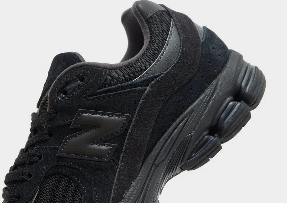New Balance 2002R - kleostreetwear