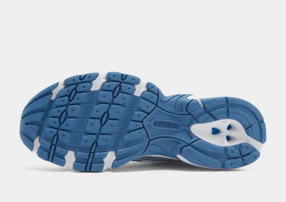 New Balance 740 - kleostreetwear