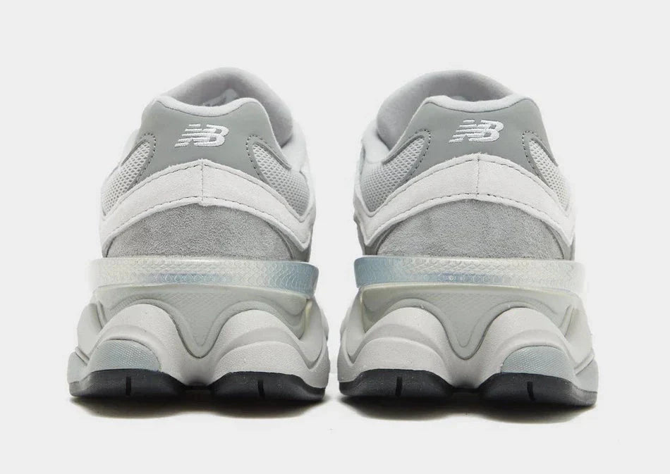 New Balance 9060 - kleostreetwear
