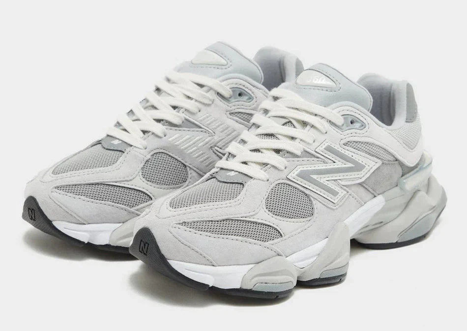 New Balance 9060 - kleostreetwear