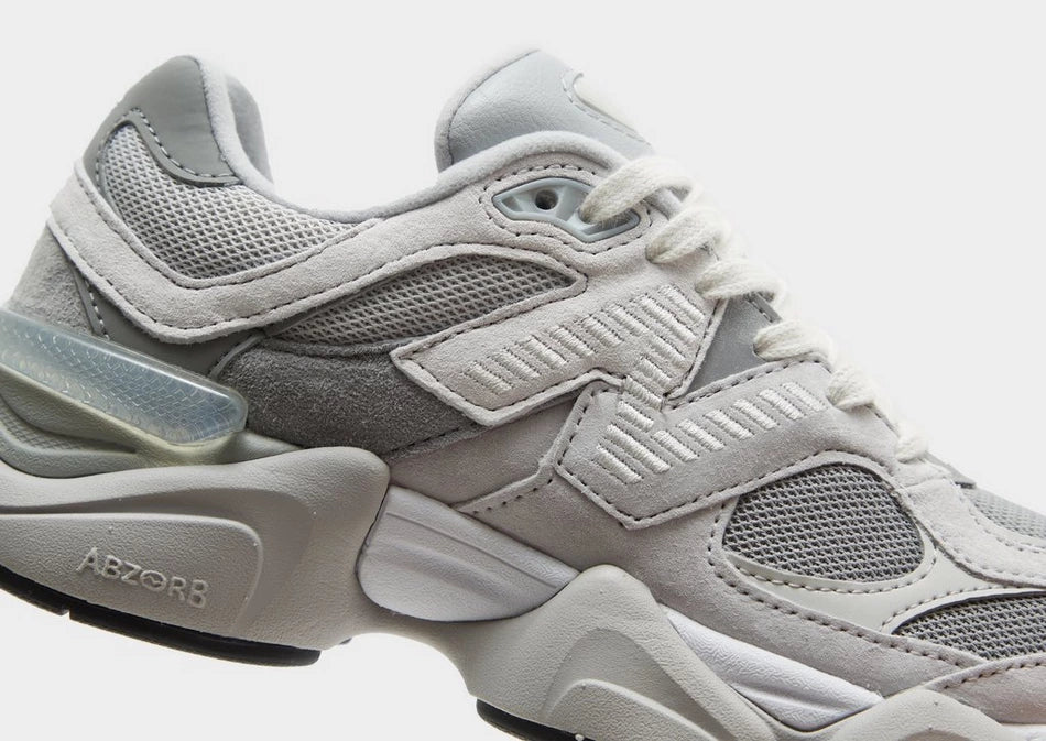 New Balance 9060 - kleostreetwear