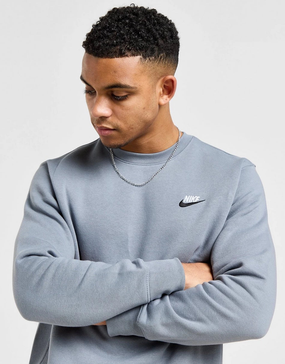 Nike Foundation Crew Sweatshirt - kleostreetwear
