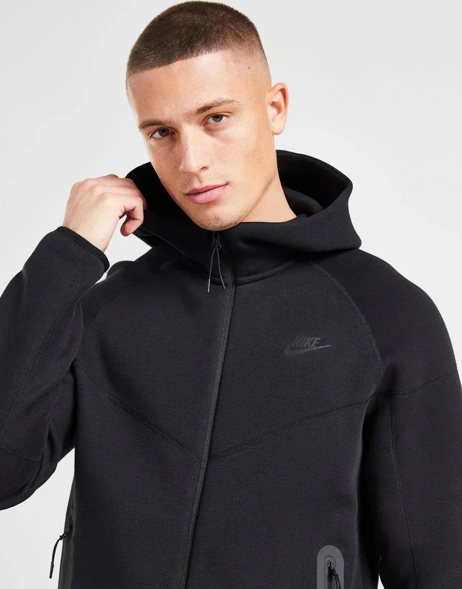 Nike Sweat à capuche Tech Fleece - kleostreetwear