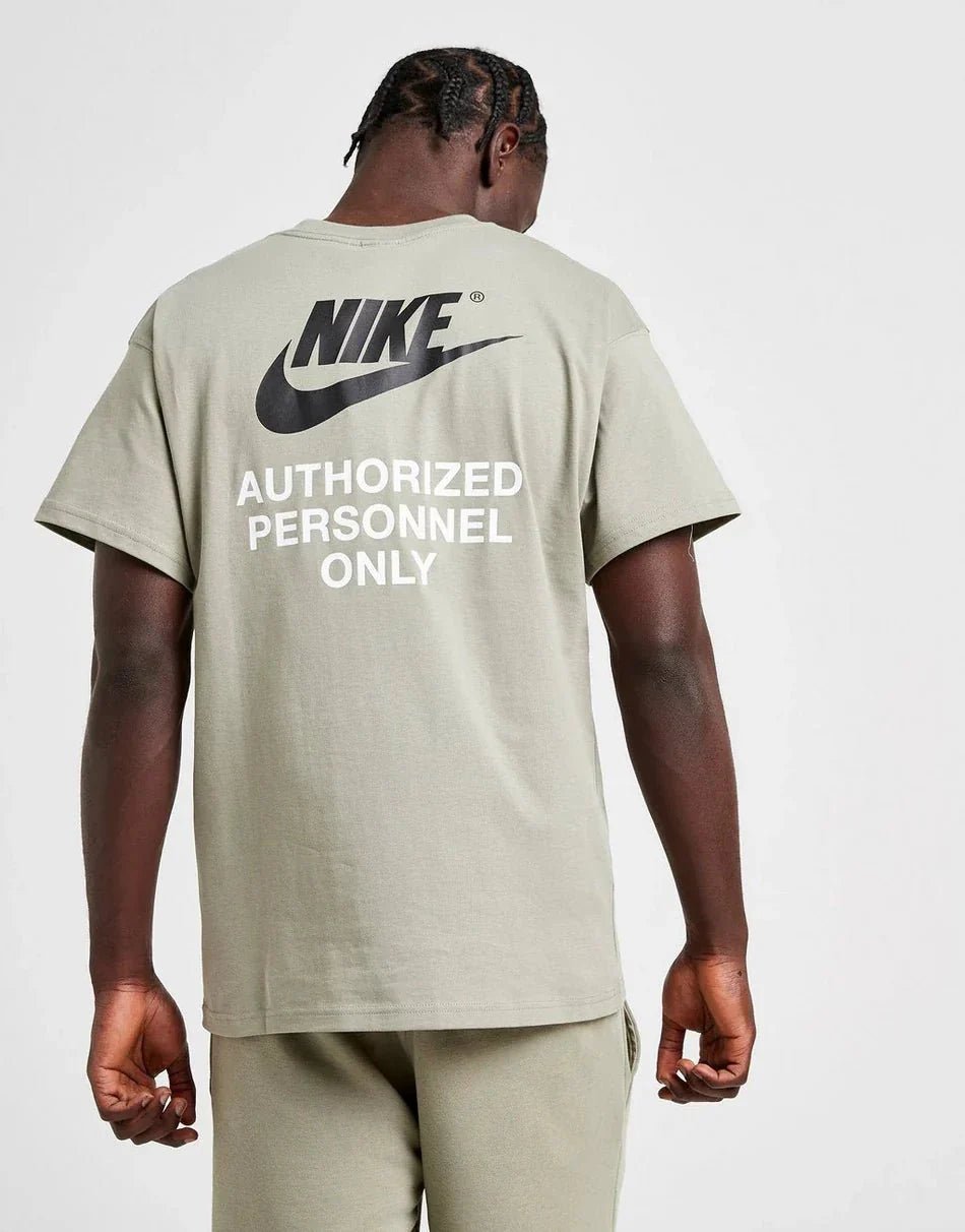 Nike T-shirt Authorised - kleostreetwear