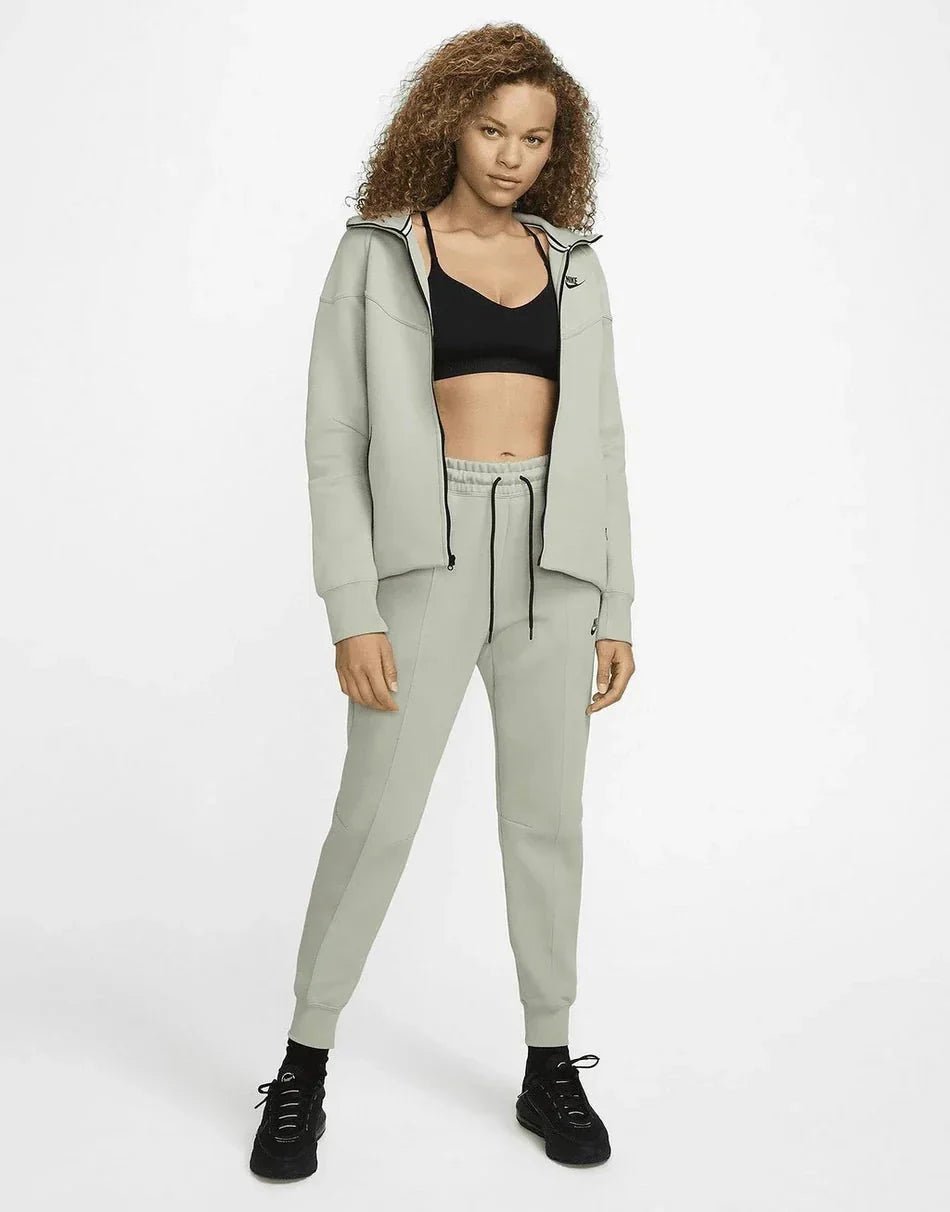 Nike Tech Fleece Joggers - kleostreetwear