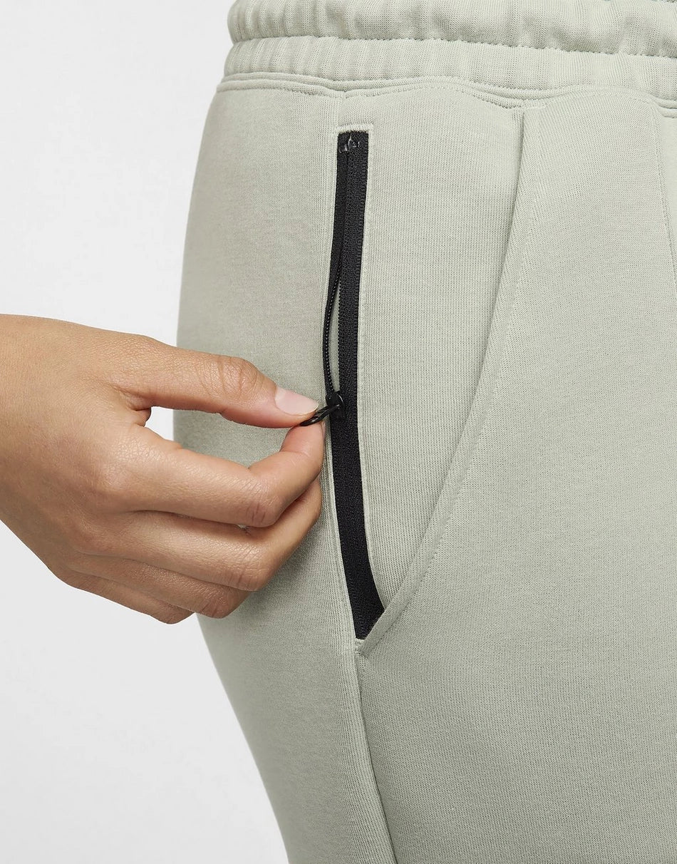 Nike Tech Fleece Joggers - kleostreetwear