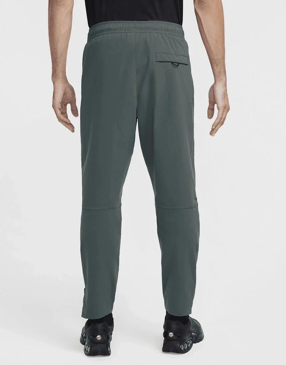 Nike Tech Woven Pants - kleostreetwear
