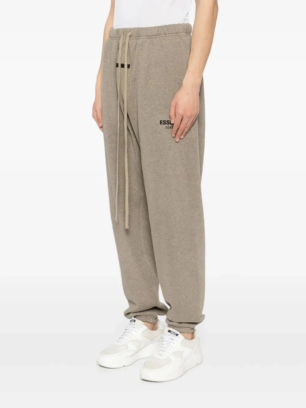 pantalon de jogging Fleece Essential - kleostreetwear