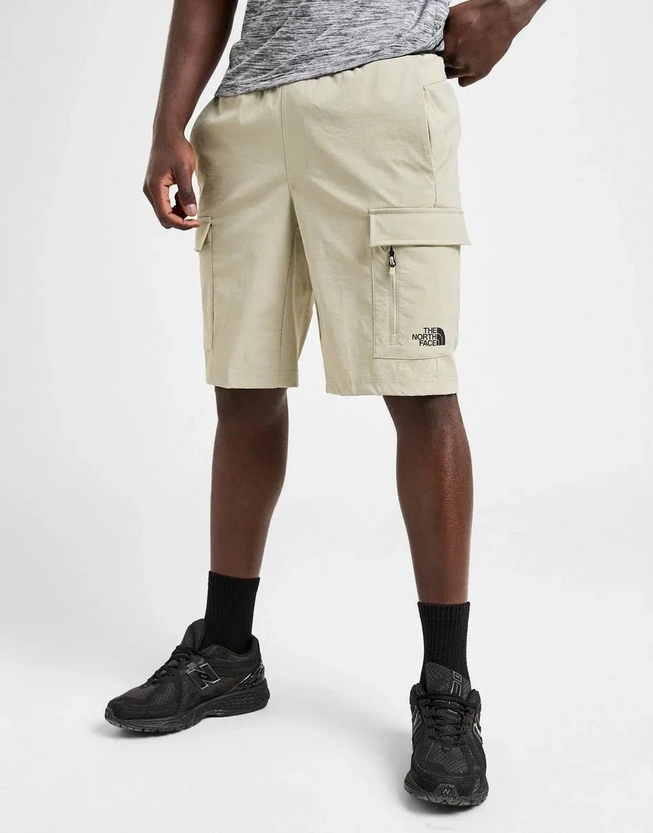 The North Face Short Trishul Cargo - kleostreetwear