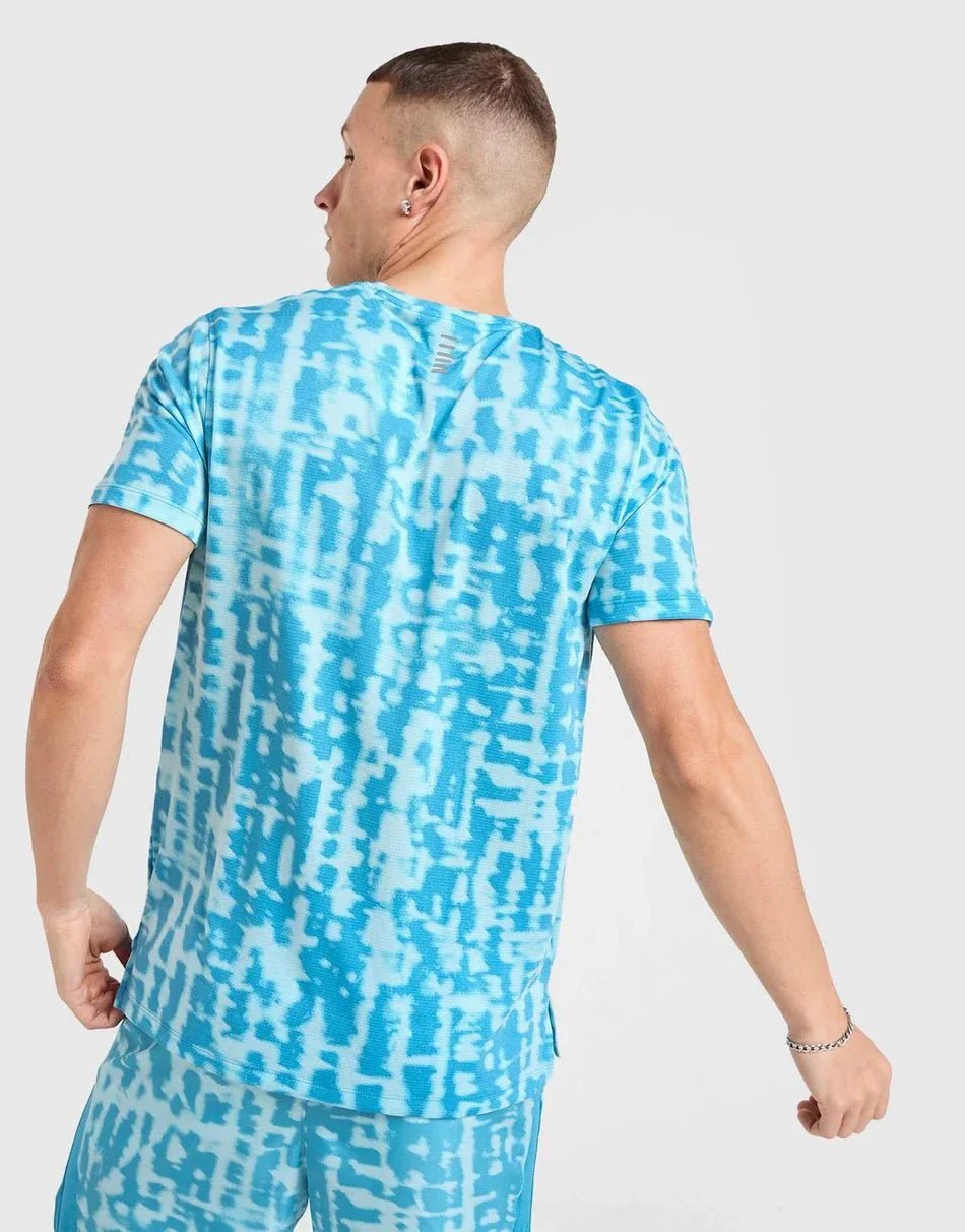 Under Armour T-shirt imprimé Launch - kleostreetwear