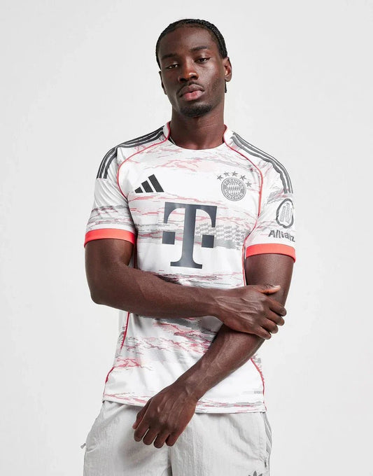 adidas Maillot Extérieur FC Bayern Munich 2025/26 - kleostreetwear