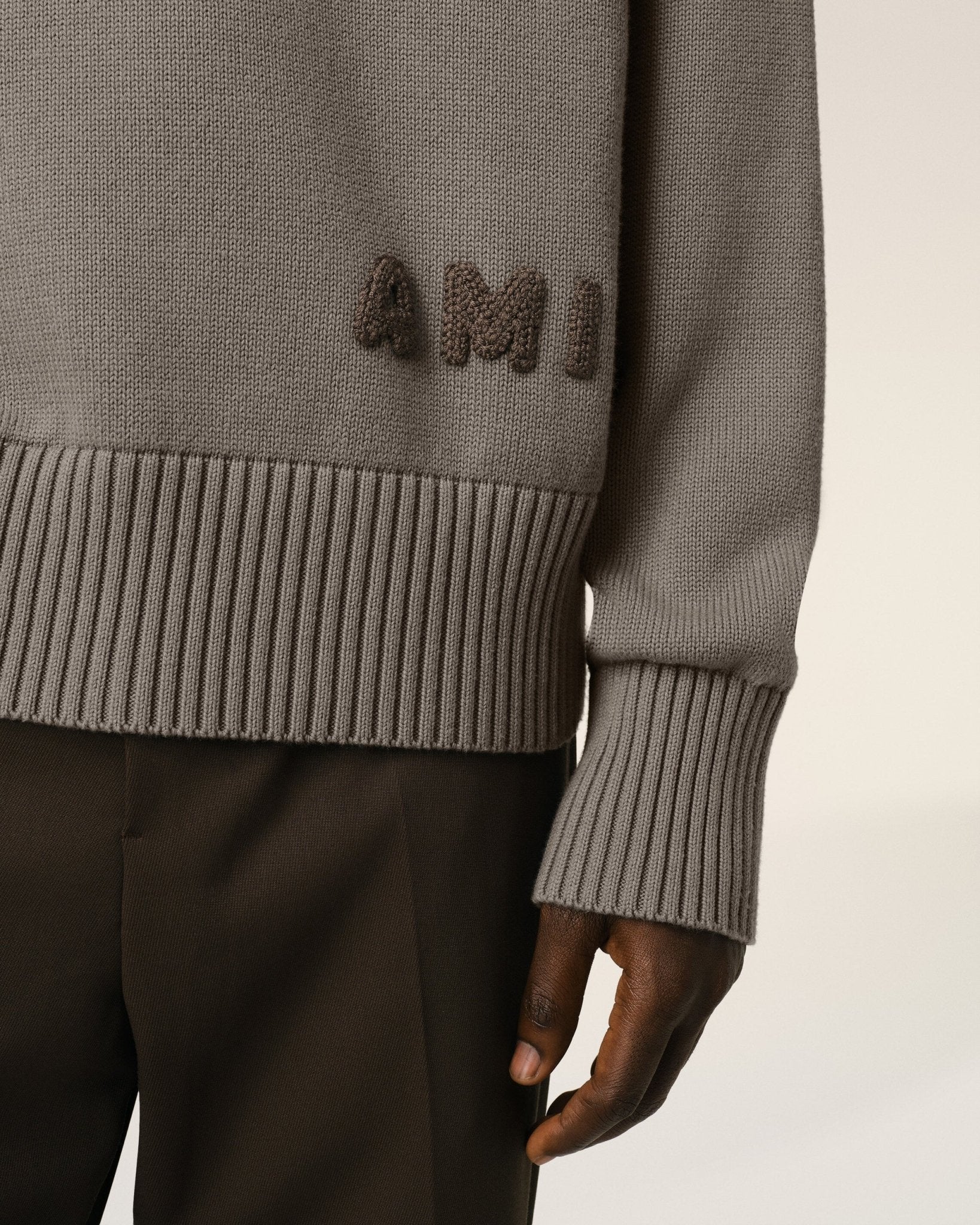 BEIGE COTTON AMI EMBROIDERED CREWNECK SWEATER - kleostreetwear