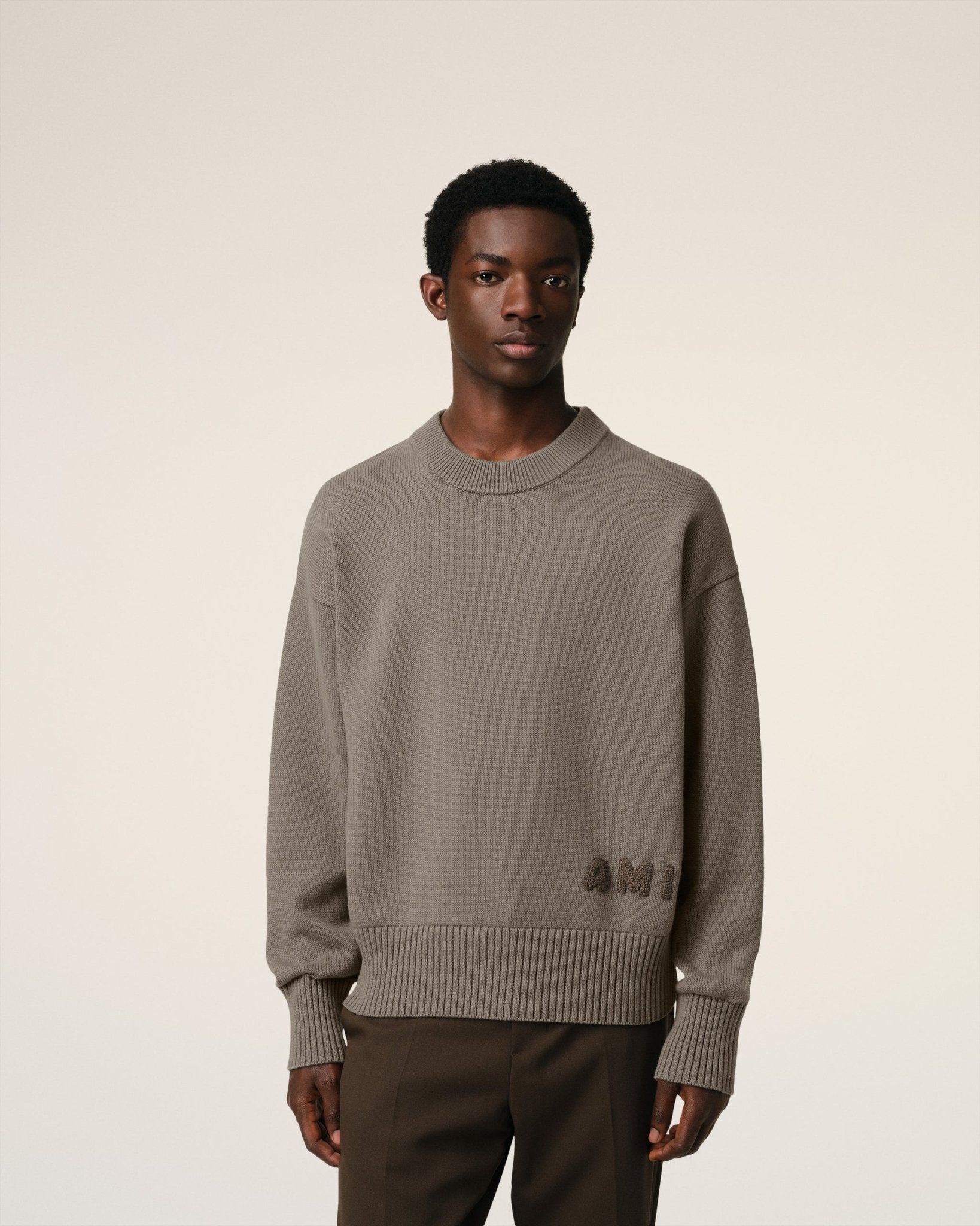 BEIGE COTTON AMI EMBROIDERED CREWNECK SWEATER - kleostreetwear