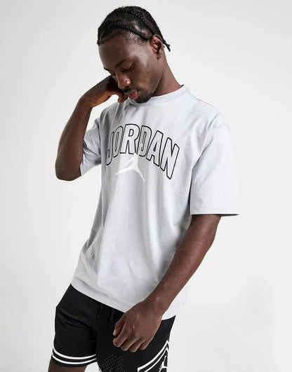 Jordan T-shirt Varsity - kleostreetwear