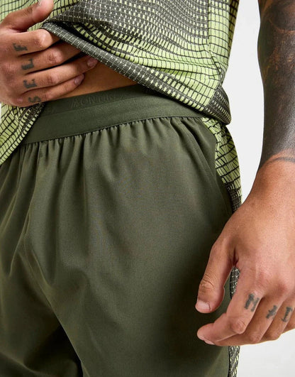 MONTIREX Short Peak Print - kleostreetwear