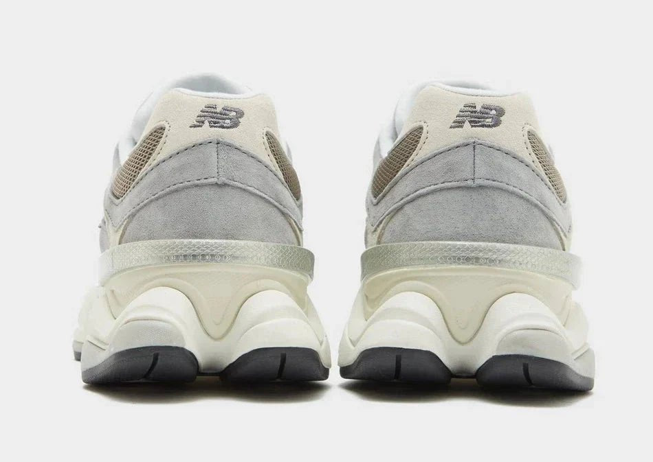New Balance 9060 - kleostreetwear