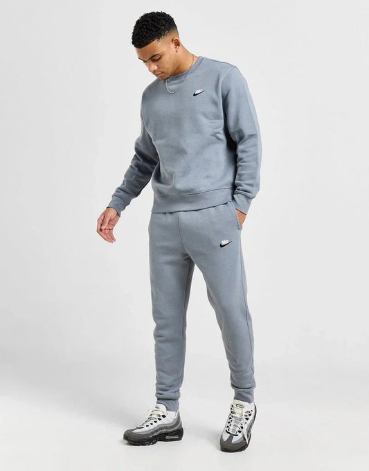 Nike Pantalon de jogging Sportswear Club Fleece - kleostreetwear