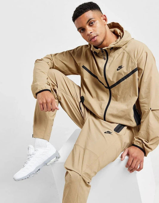 Nike Pantalon de jogging Tech - kleostreetwear