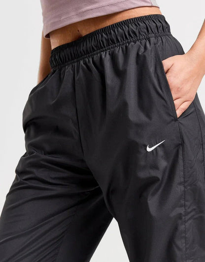 Nike Pantalon de survêtement Essential - kleostreetwear