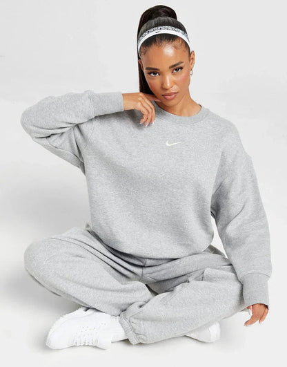 Nike Phoenix Fleece Oversized Crew Sweatshirt - kleostreetwear