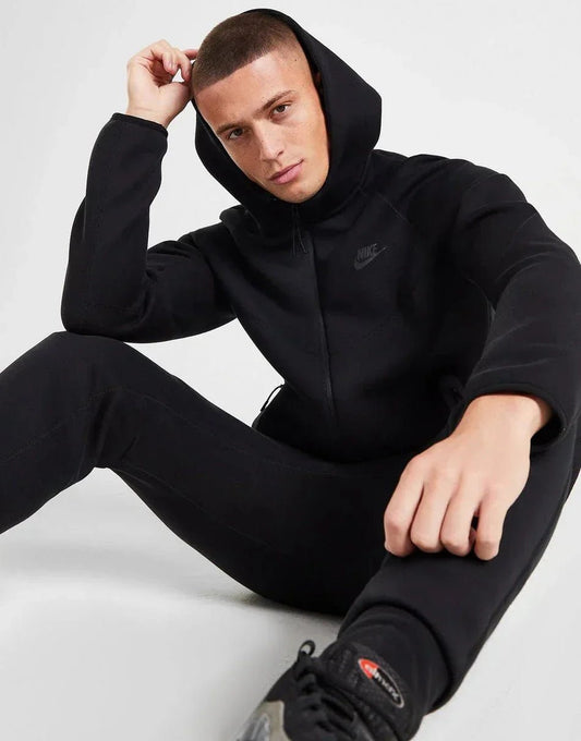 Nike Sweat à capuche Tech Fleece - kleostreetwear