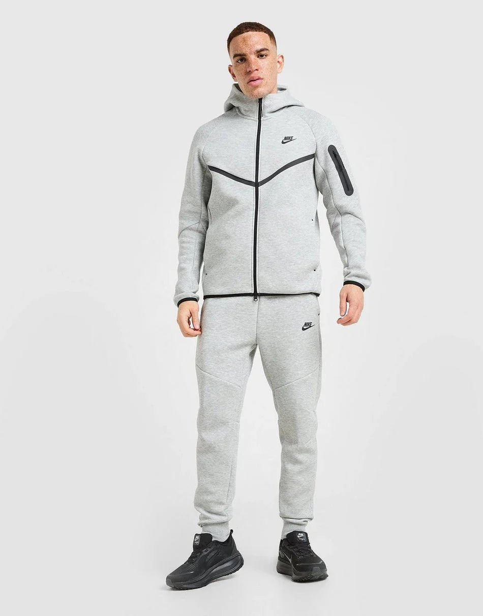Nike Sweat à capuche Tech Fleece Homme - kleostreetwear