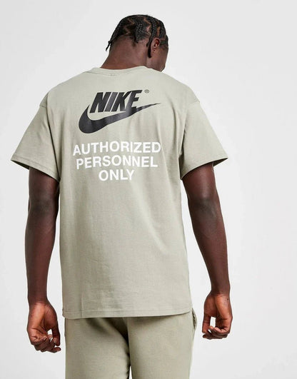Nike T-shirt Authorised - kleostreetwear