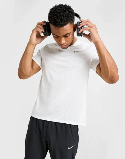 Nike T-shirt Miler Breathe - kleostreetwear