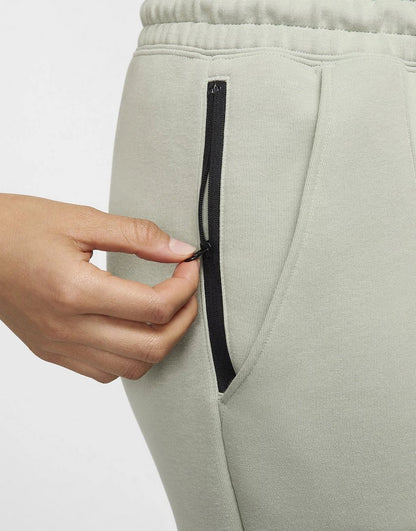 Nike Tech Fleece Joggers - kleostreetwear