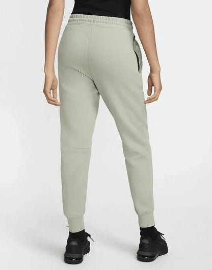 Nike Tech Fleece Joggers - kleostreetwear
