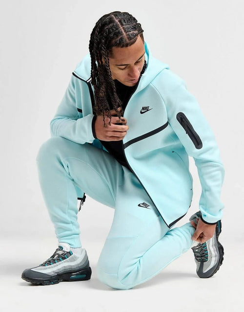Nike Tech Fleece Joggers - kleostreetwear