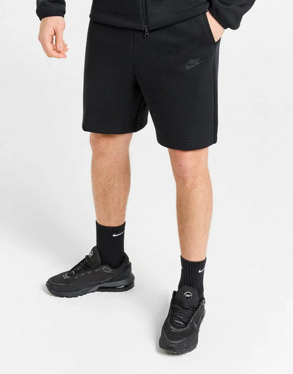 Nike TECH SHORT - kleostreetwear