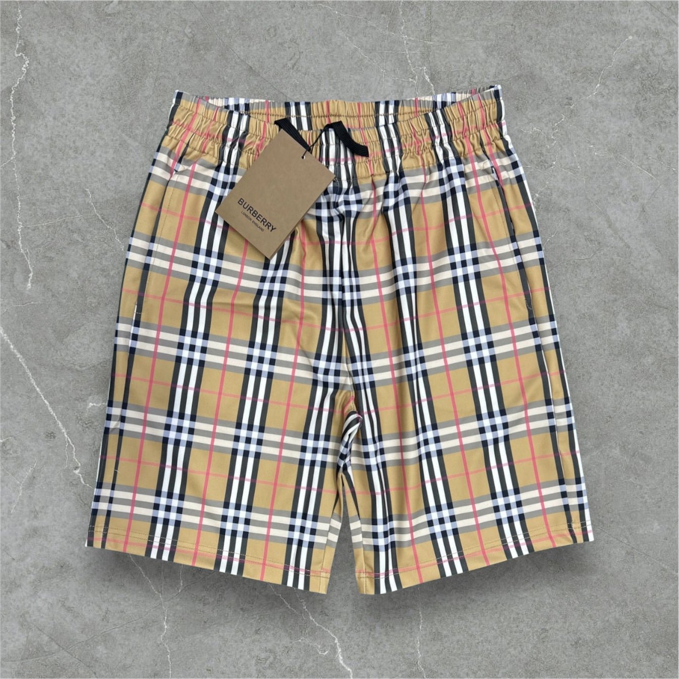 Short Burberry - kleostreetwear