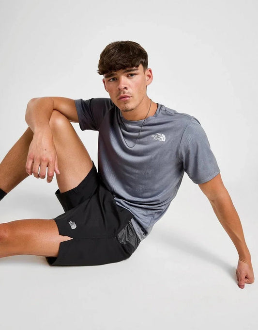 The North Face Performance Embossed T-Shirt - kleostreetwear