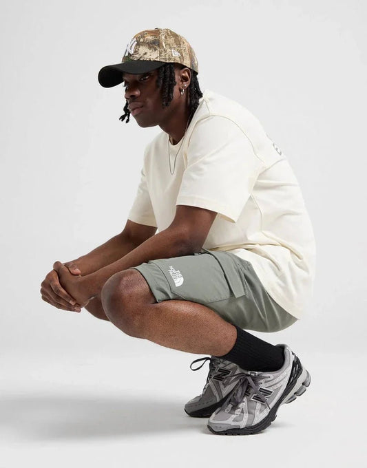 The North Face Short Trishul Cargo - kleostreetwear
