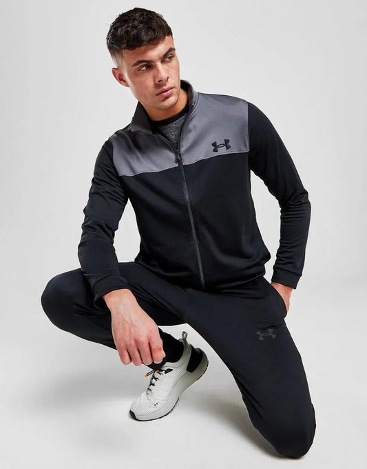 Under Armour Ensemble de survêtement Poly - kleostreetwear